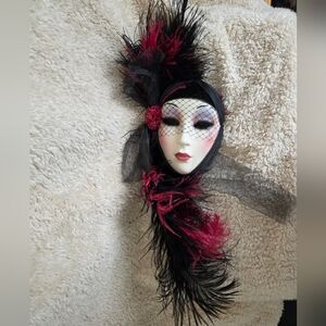 Elegant Black and Pink Feathered Mask